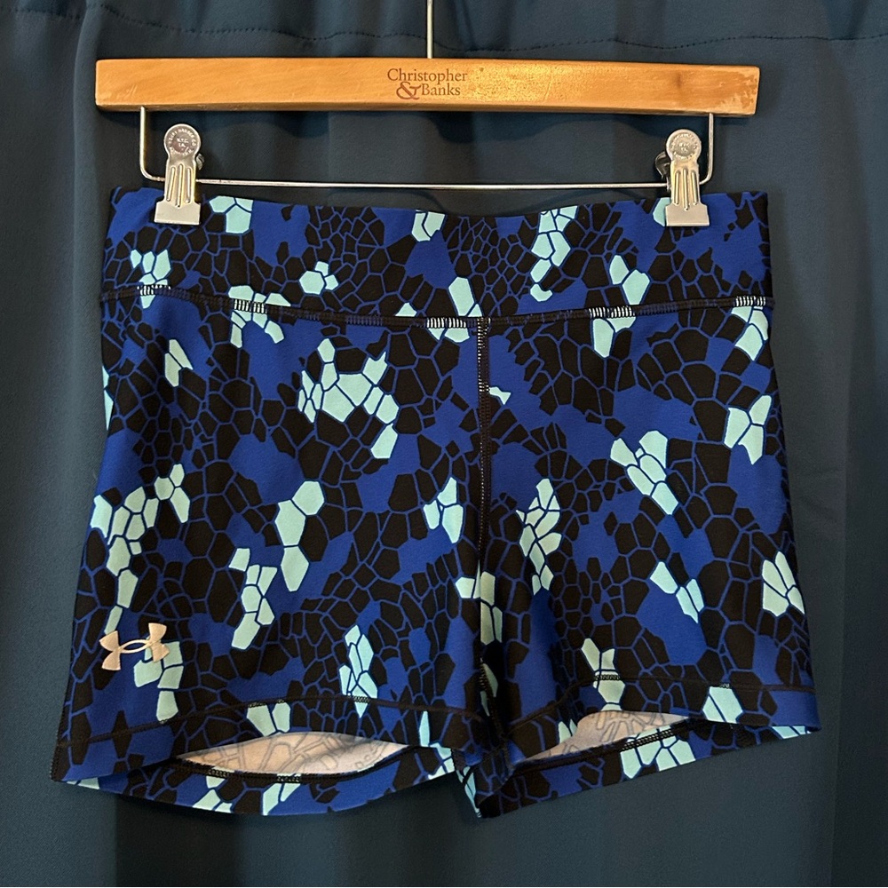 Under Armour Heatgear Midrise Shorts